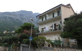 Apartments Caleta
